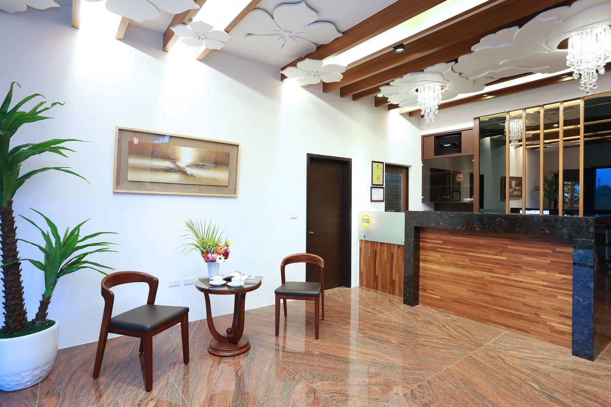Lo Hong Ka Countryside House Apartment Luodong Bagian luar foto