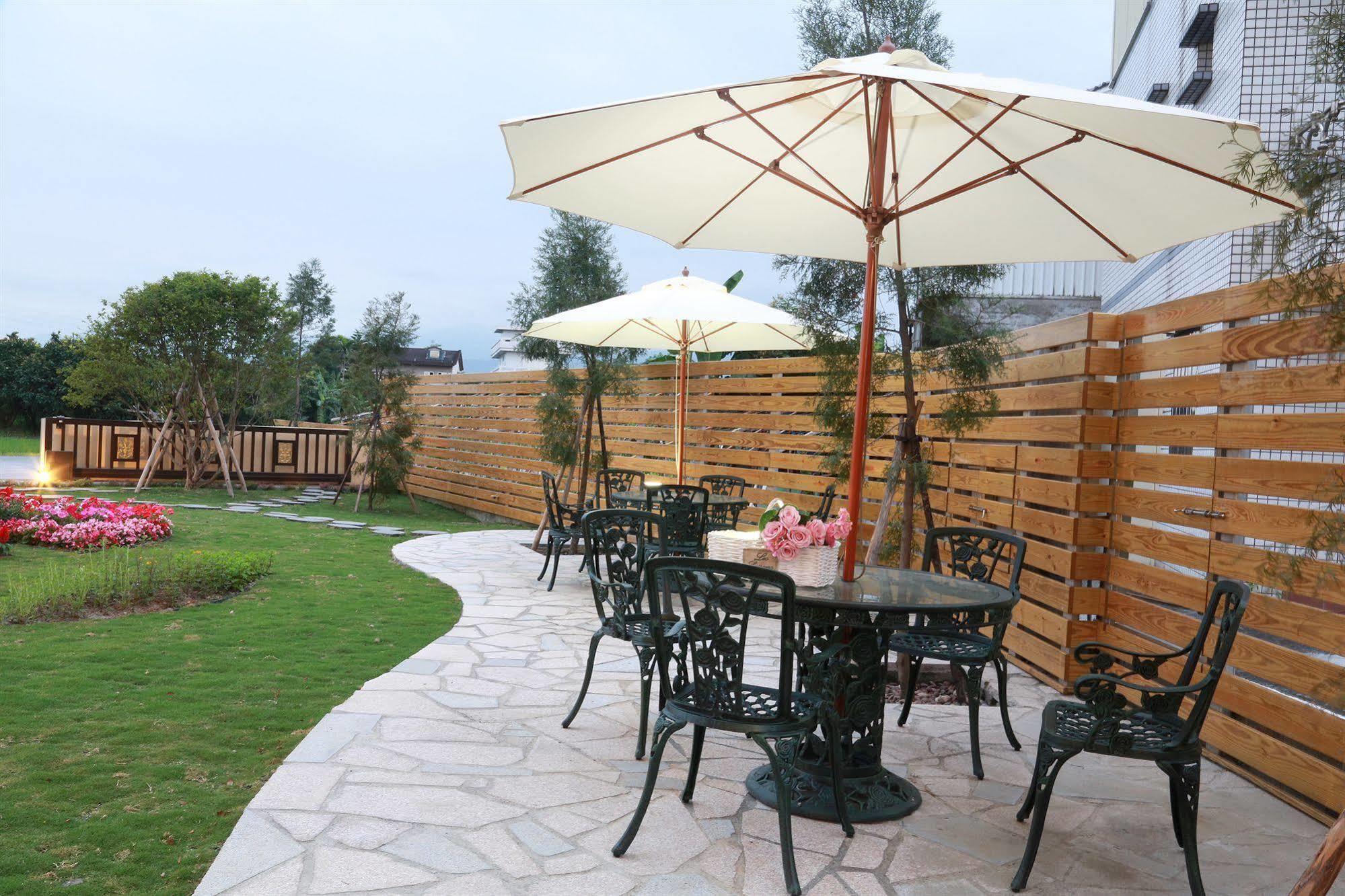 Lo Hong Ka Countryside House Apartment Luodong Bagian luar foto
