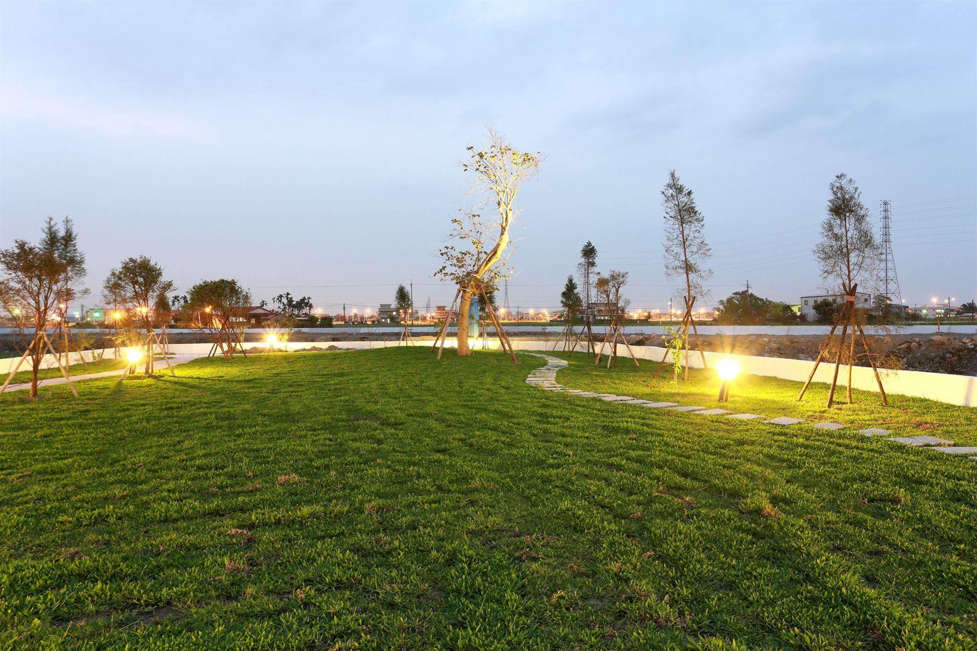 Lo Hong Ka Countryside House Apartment Luodong Bagian luar foto