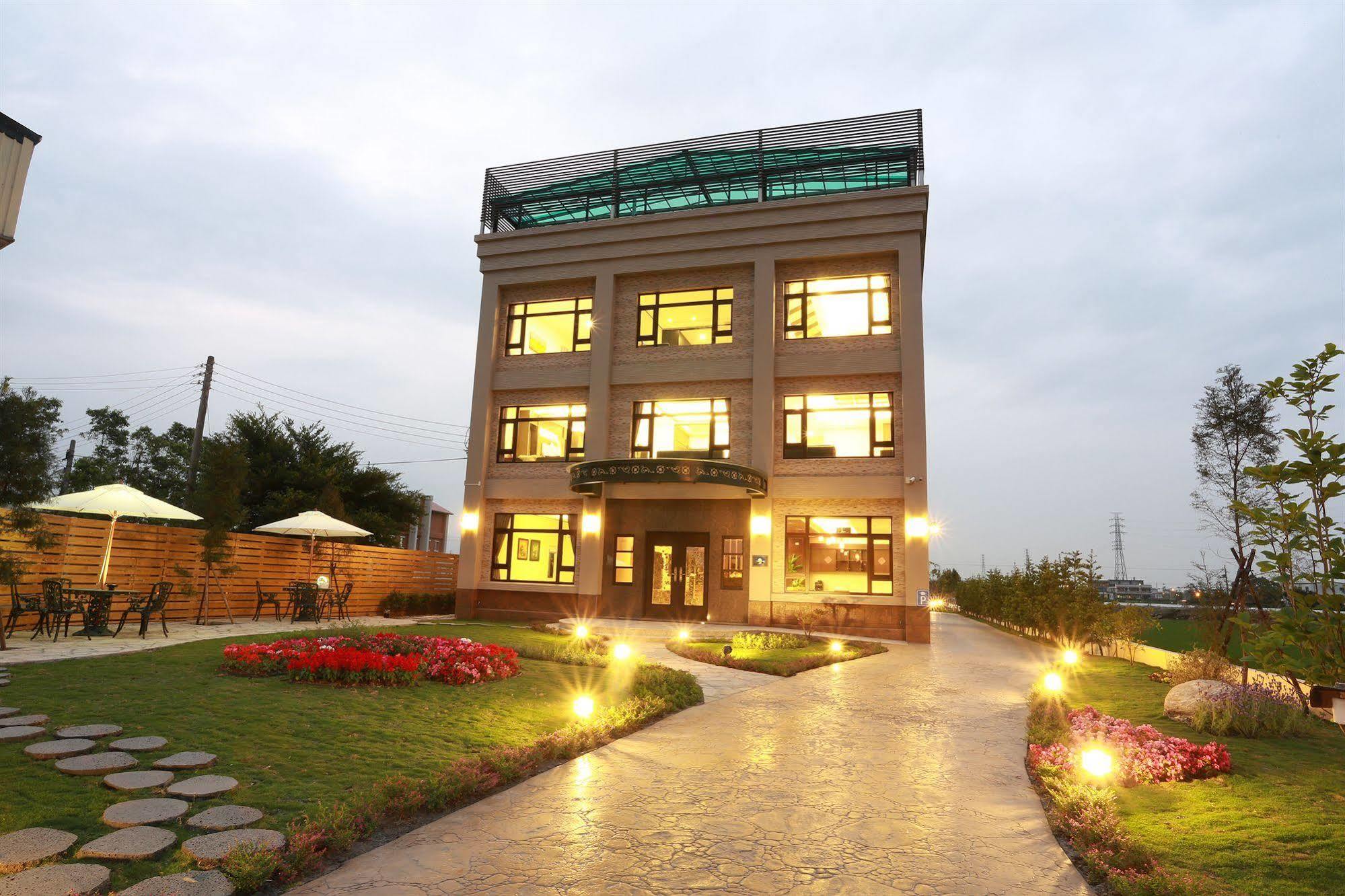 Lo Hong Ka Countryside House Apartment Luodong Bagian luar foto