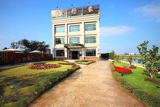 Lo Hong Ka Countryside House Apartment Luodong Bagian luar foto